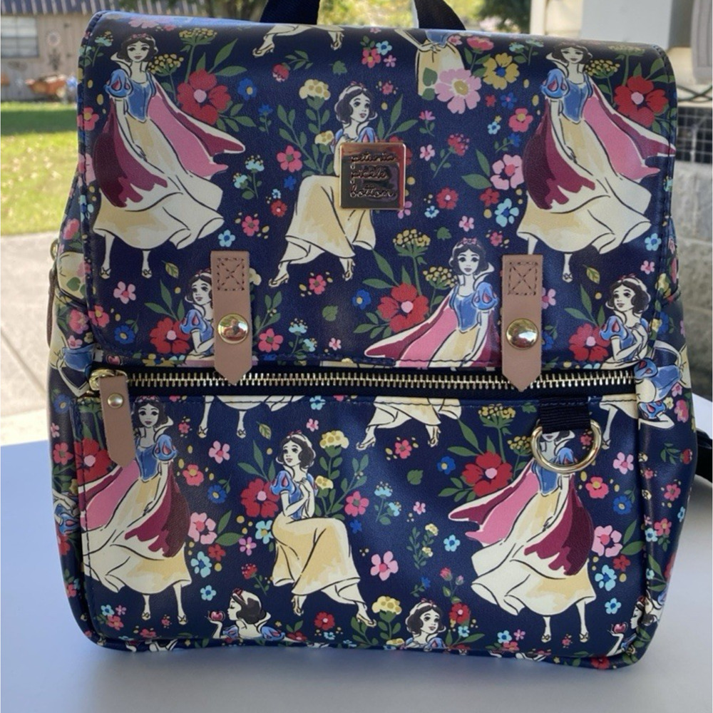 Disney Petunia Pickle Bottom Snow White Backpack - Picture 1 of 12